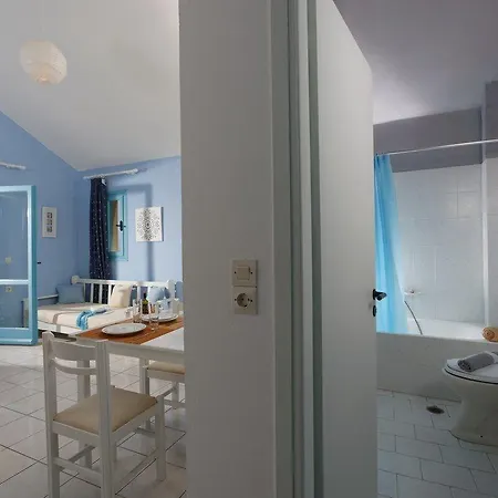 Apartment Village *