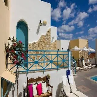 Village Apartment *